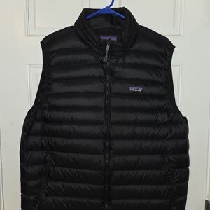 Patagonia Men's Black Puffer Vest XL